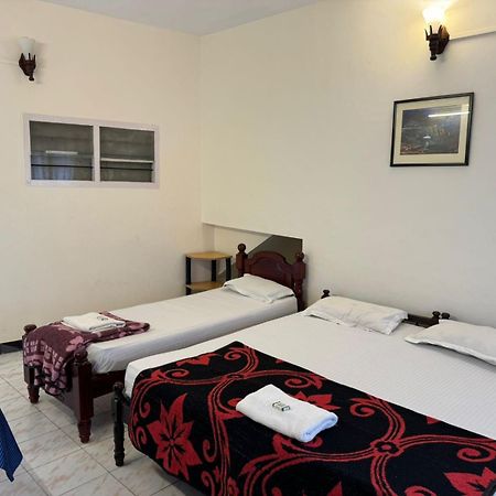 Aambal Residency Villa Kochi Dış mekan fotoğraf